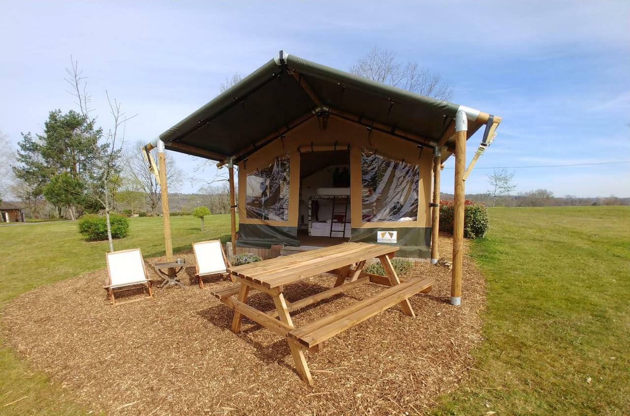 Farmstay Alpagaterie Juillac (Correze) Bagian luar foto